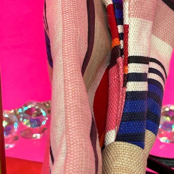 Kate Spade Canvas Large Bow Wristlet Approx. 10 x 7 - Picture 11 of 15